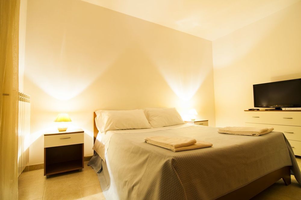 Ciao Hotel & Residence - Apartments Conversano Exteriör bild